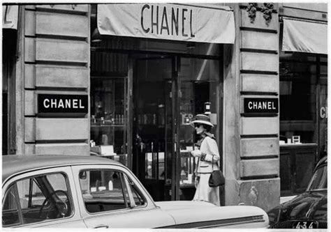 coco chanel year|coco chanel first boutique.